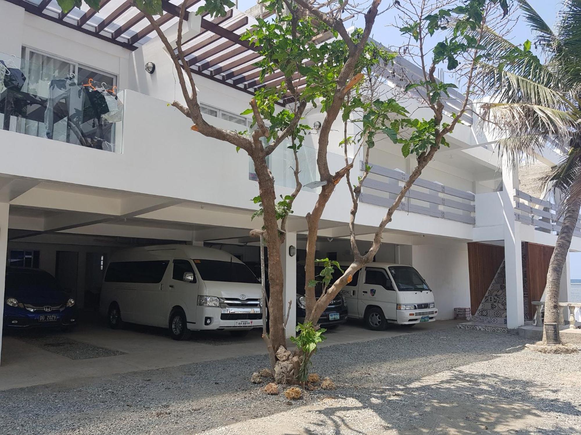 Casa Almarenzo Bed & Breakfast Bolinao Bagian luar foto
