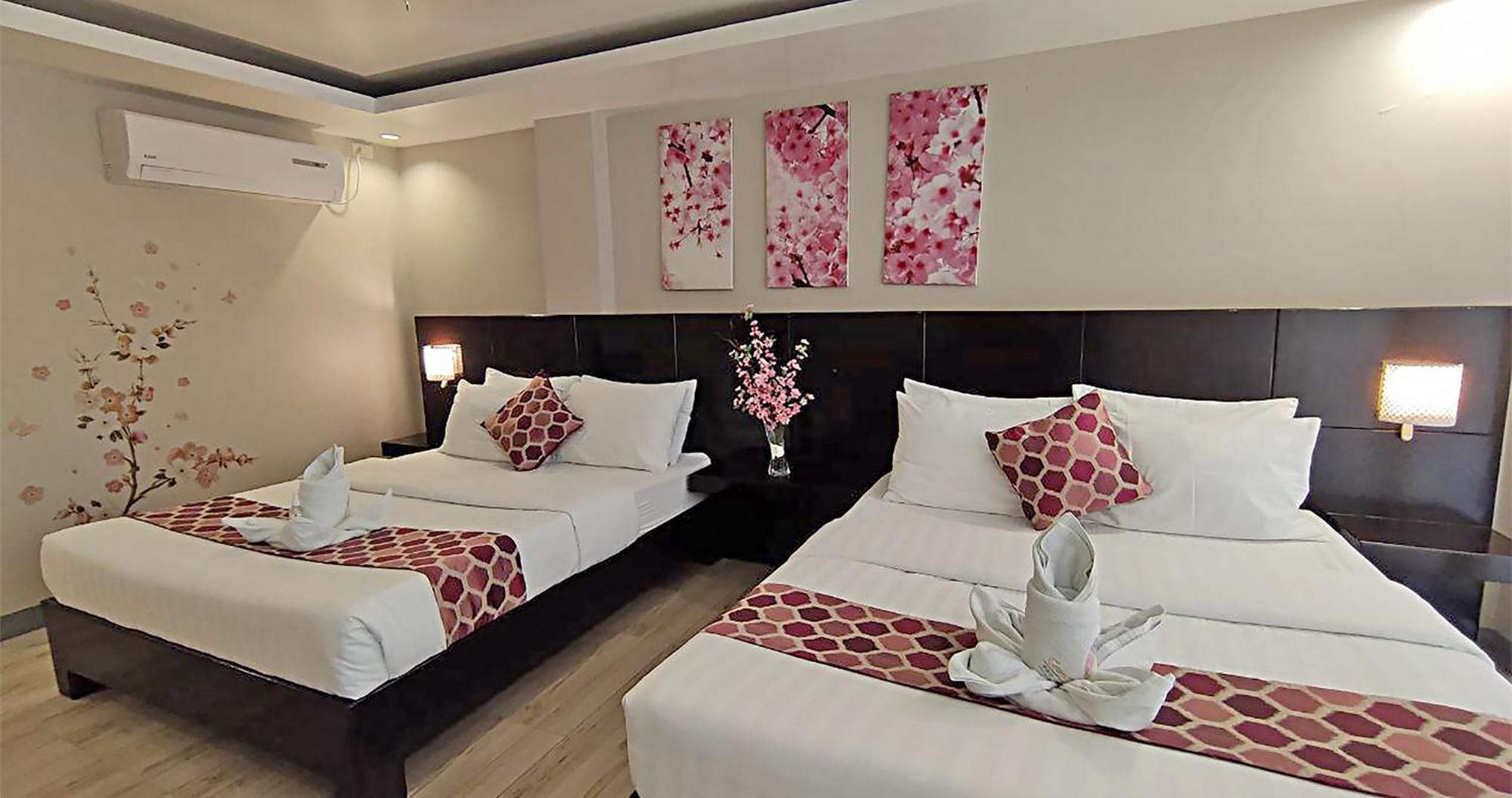 Casa Almarenzo Bed & Breakfast Bolinao Bagian luar foto