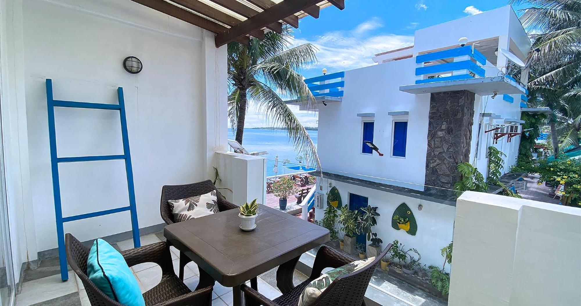 Casa Almarenzo Bed & Breakfast Bolinao Bagian luar foto