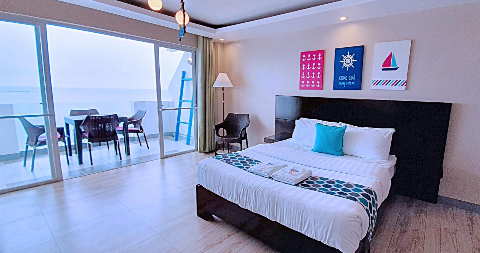 Casa Almarenzo Bed & Breakfast Bolinao Bagian luar foto