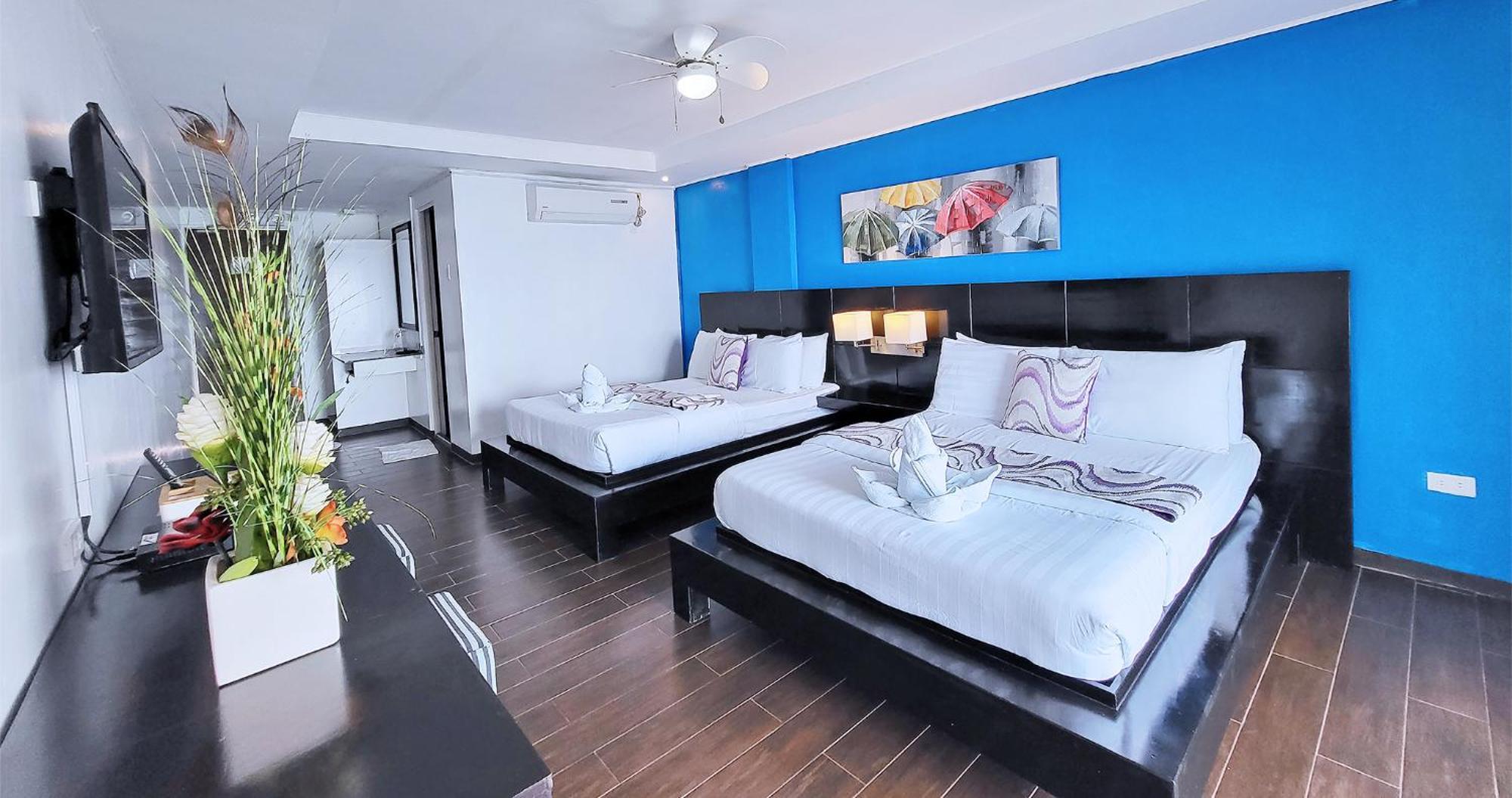 Casa Almarenzo Bed & Breakfast Bolinao Bagian luar foto
