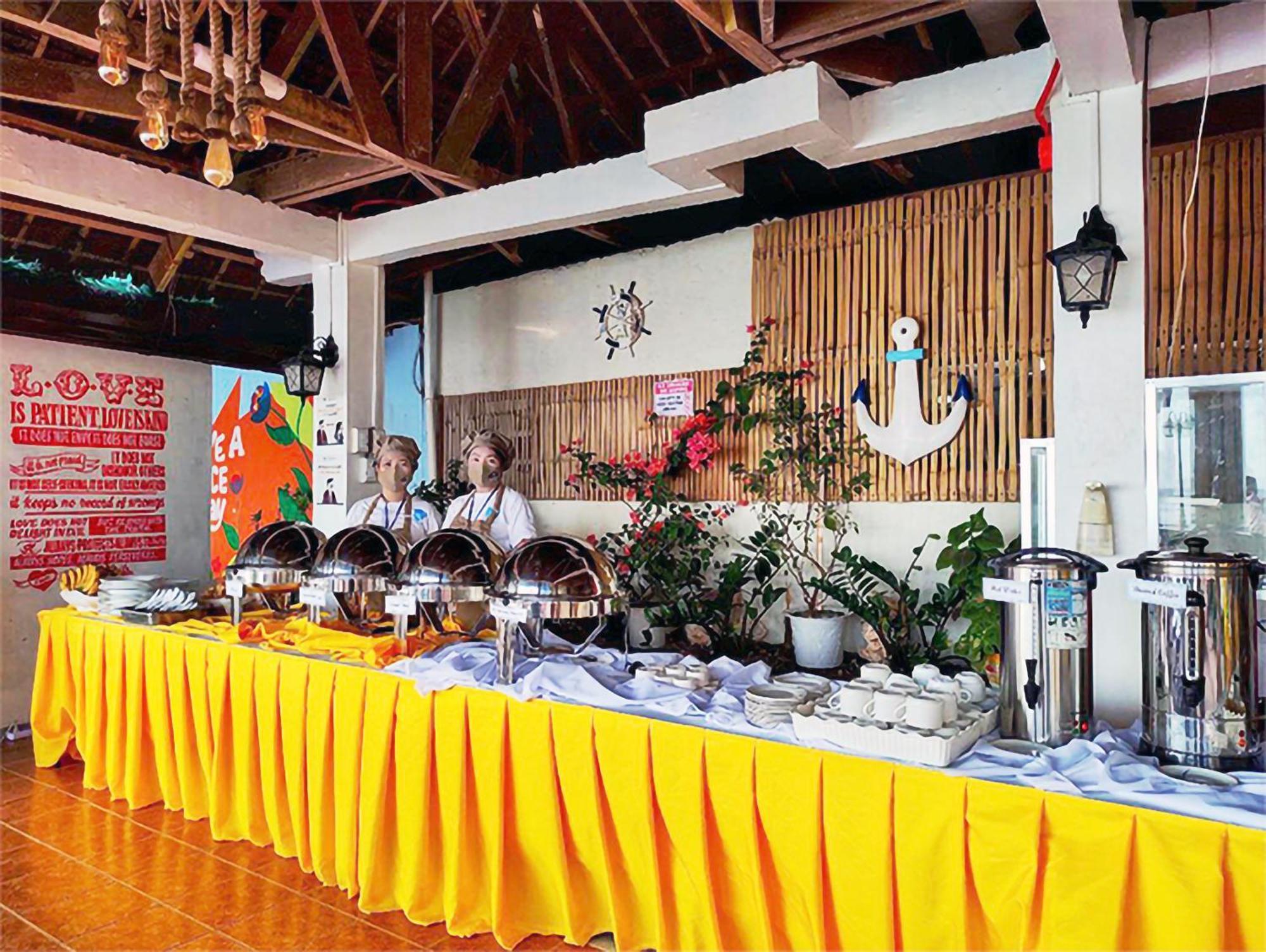 Casa Almarenzo Bed & Breakfast Bolinao Bagian luar foto